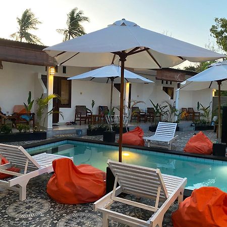 Hotel Cape Rose2 Gili Trawangan Exterior foto