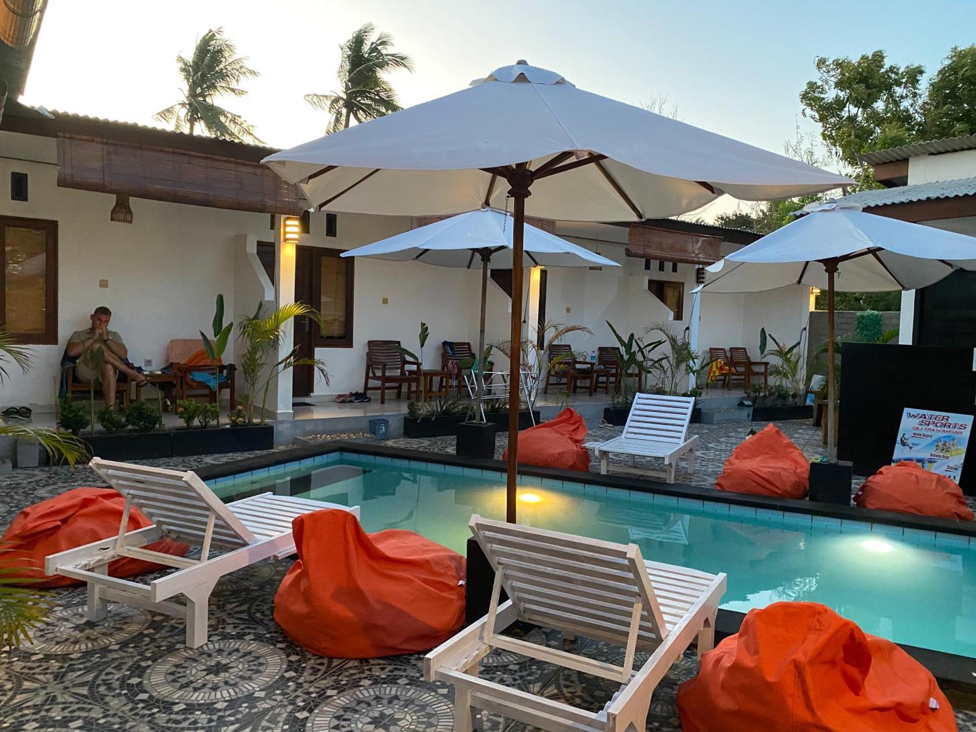 Hotel Cape Rose2 Gili Trawangan Exterior foto